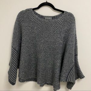Wooden Ships super soft sweater in size S/M